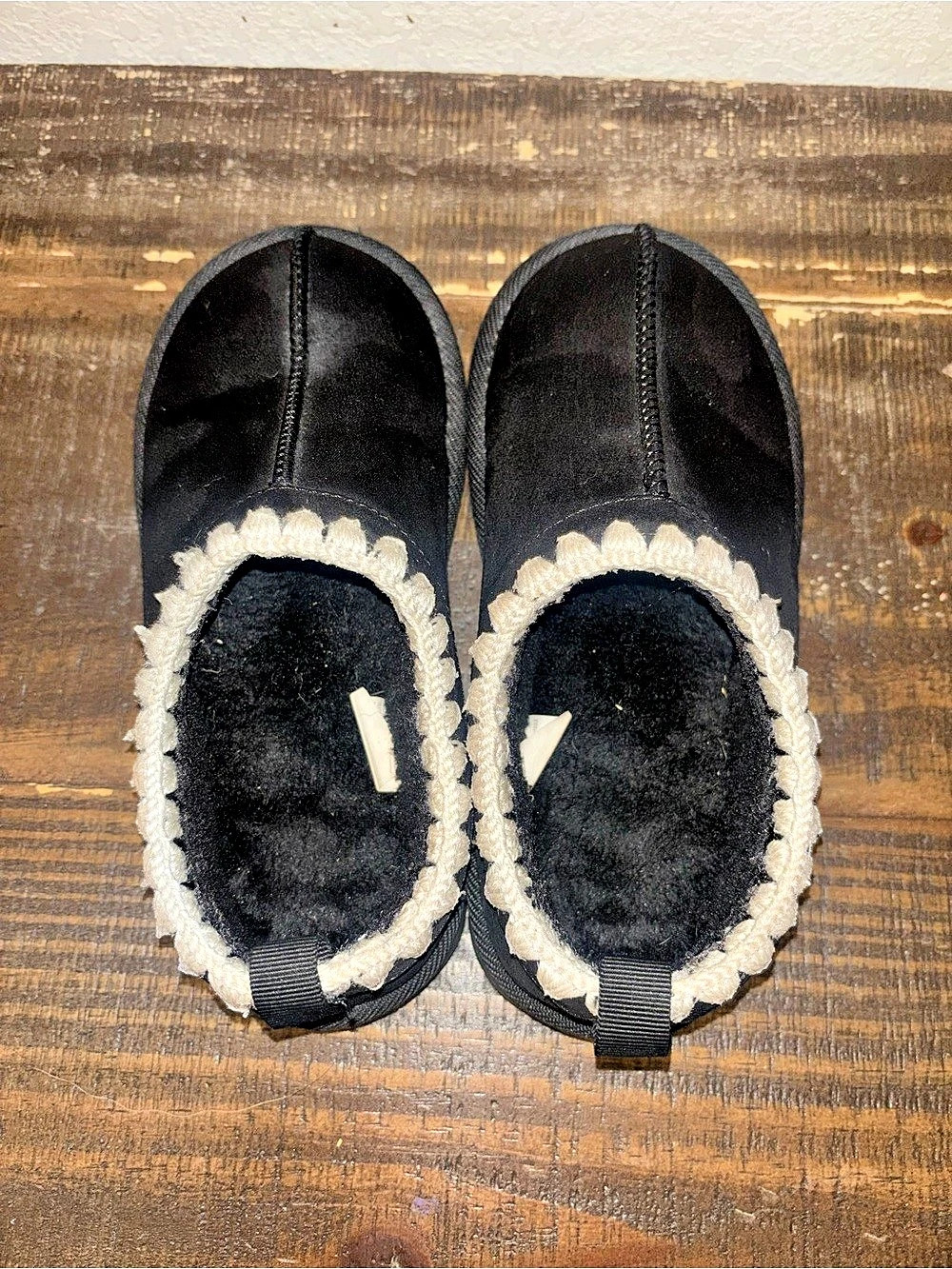 Bearpaw Martis Youth Slipper Black